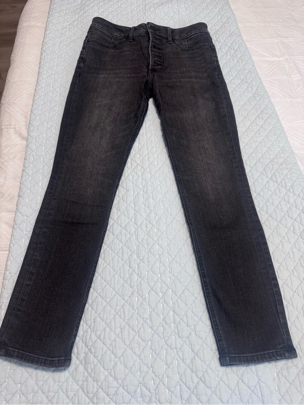Express, Women's Black Slim Straight Jeans